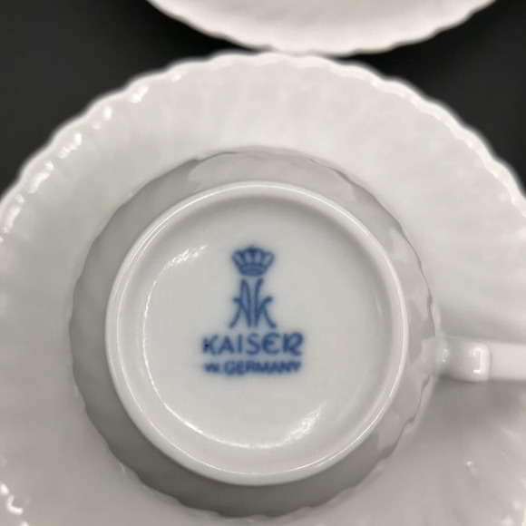 Vintage AK Kaiser Scalloped Teapot Set Egg Cups White Porcelain W Germany - Picture 13 of 16
